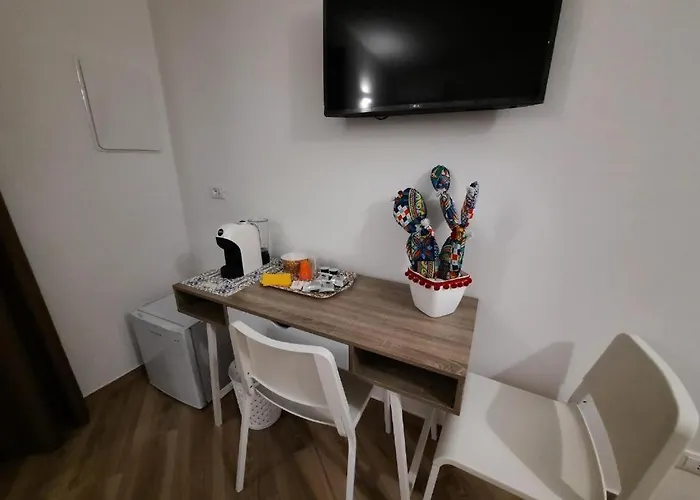 Lastracu Alojamento de Acomodação e Pequeno-almoço 3*