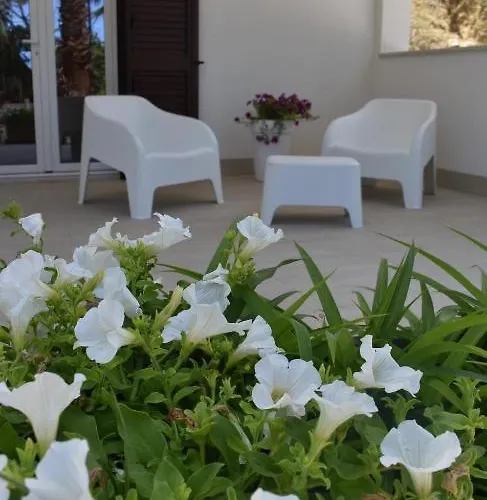 Lastracu Alojamento de Acomodação e Pequeno-almoço Castellammare del Golfo