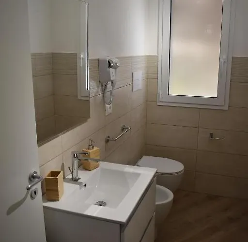 Lastracu Alojamento de Acomodação e Pequeno-almoço 3*