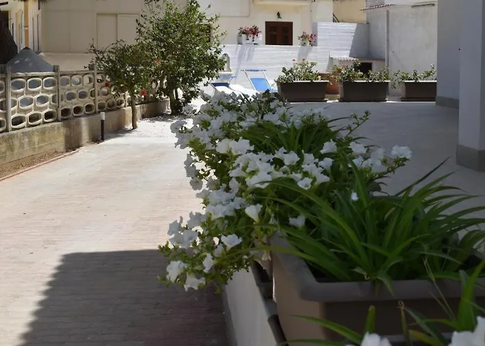 Lastracu Alojamento de Acomodação e Pequeno-almoço Castellammare del Golfo