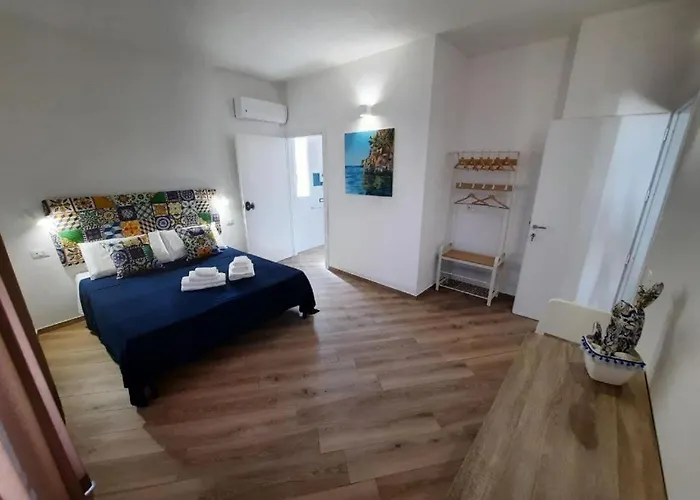 Alojamento de Acomodação e Pequeno-almoço Lastracu Castellammare del Golfo